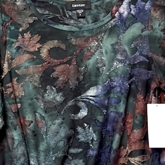 Karen Kane Top - Picture 2 of 4